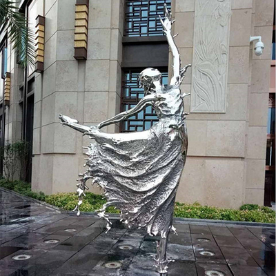 Altas esculturas de baile de acero inoxidables de la muchacha del ballet de 2 metros para la fuente