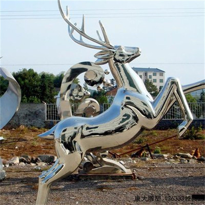 Los ciervos modernos del acero inoxidable de la decoración del jardín esculpen la estatua de los ciervos del metal
