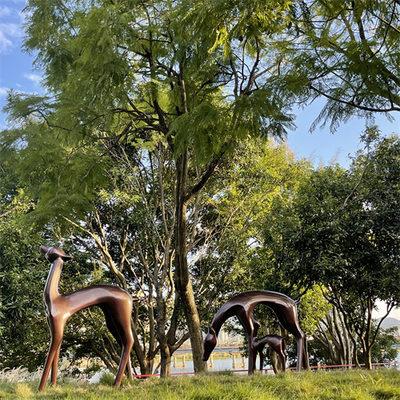 Decoración al aire libre de lanzamiento los 80cm - el 160cm de las estatuas de bronce del jardín de los ciervos de Sika
