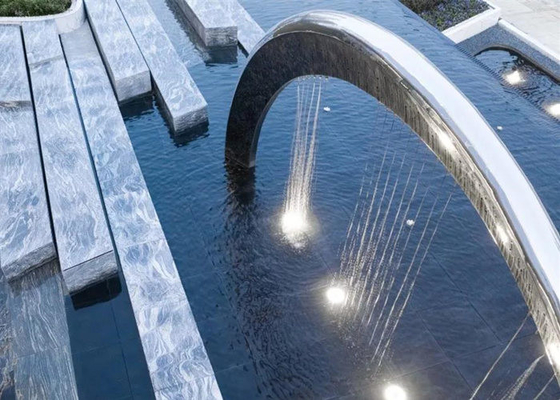 Esculturas de acero inoxidables del espacio público del semicírculo decorativas para la fuente