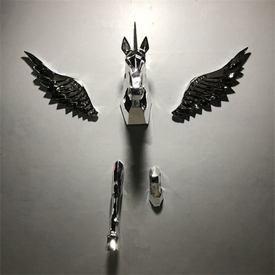 Estatua decorativa del caballo de Unicorn Wall Sculpture Hanging Pegasus para el fondo